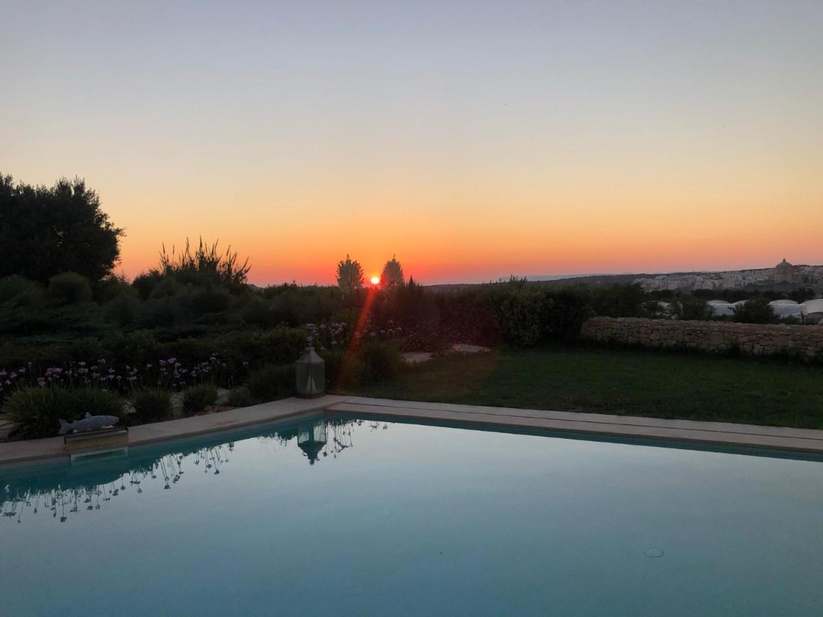 Villa Sunset Oasis à L-Imgarr Extérieur photo